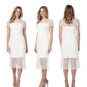 Kay Unger Fabulous Tatum white crochet/floral lace dress
